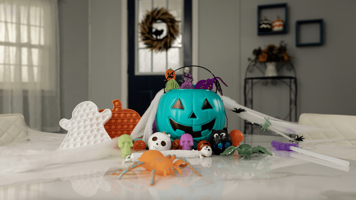 Why the Teal Pumpkin Project Matters and How to Participate – NBC Chicago - Vimarsana News
