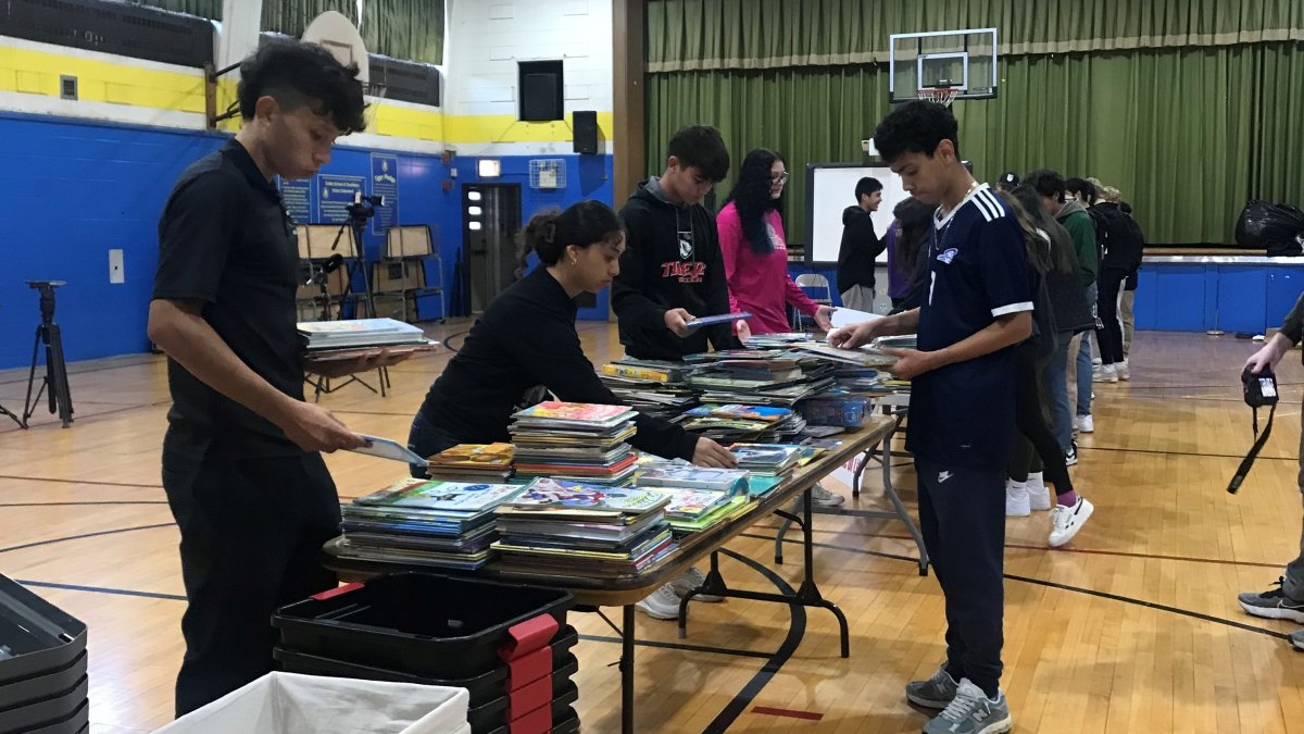 Donate a Diary of a Wimpy Kid Library to an Uptown School!