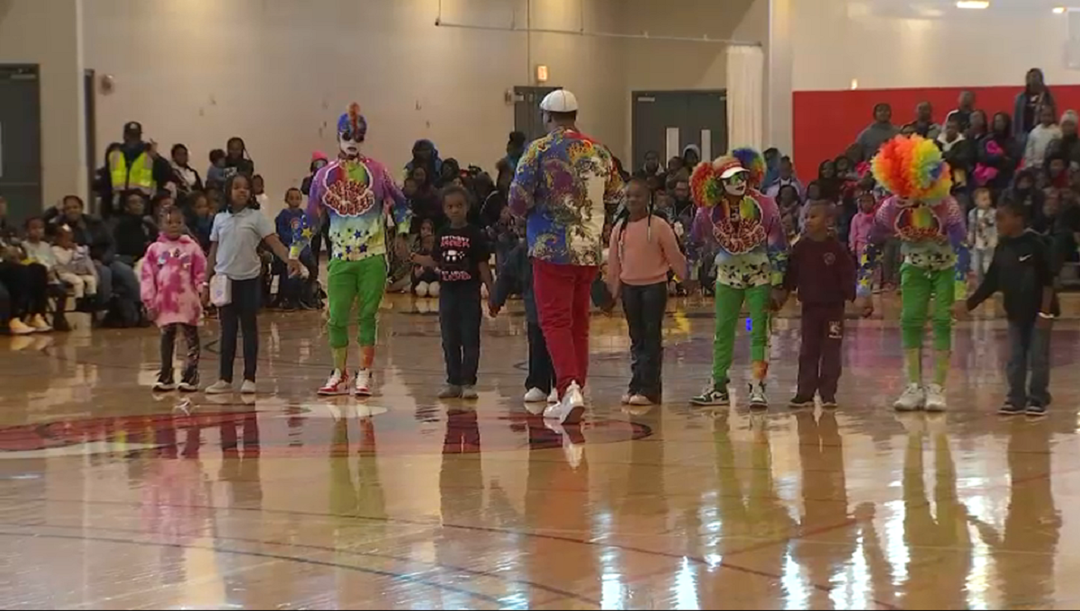 UniverSoul Circus Comes to West Pullman for Free Performance