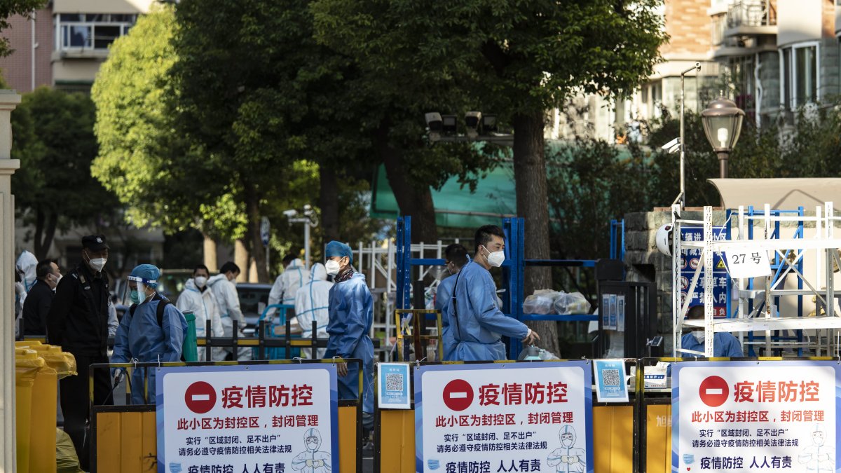 China Imposes New Lockdowns as Cases of COVID-19 Surge – NBC Chicago - Vimarsana News