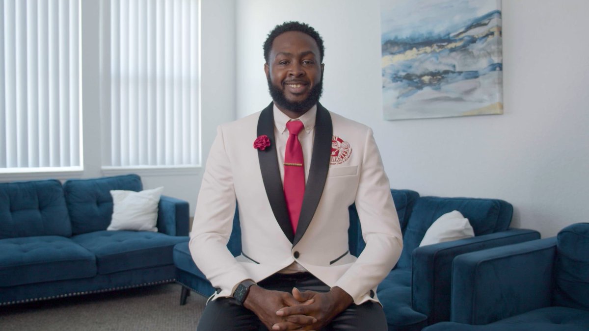 This 32-Year-Old Was Incarcerated as a Teen—Now He Brings in Over $150,000 a Year: 'Your Past Does Not Define Your Future' – NBC Chicago - Vimarsana News
