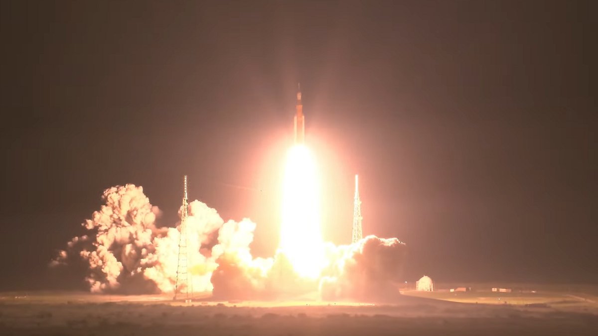 NASA Launches Rocket in Test for Artemis I Mission to Moon – NBC Chicago