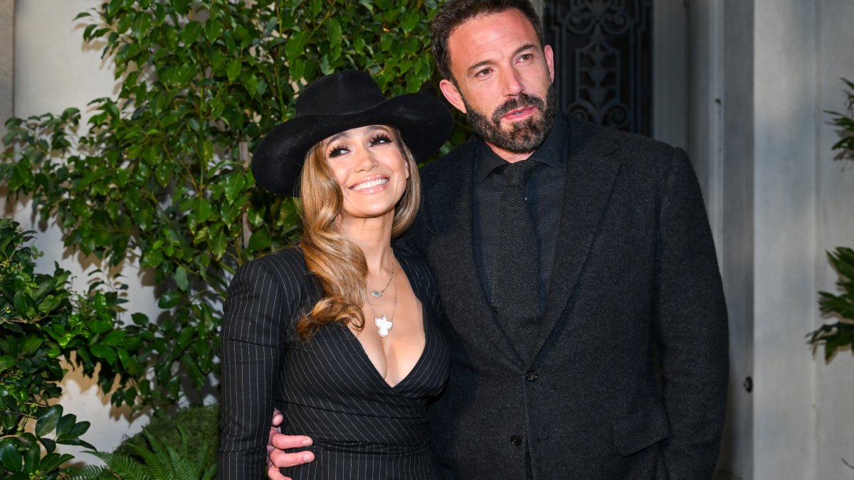 Jennifer Lopez Says She Felt Like She 'Was Going to Die' After Ben Affleck Breakup – NBC Chicago - Vimarsana News