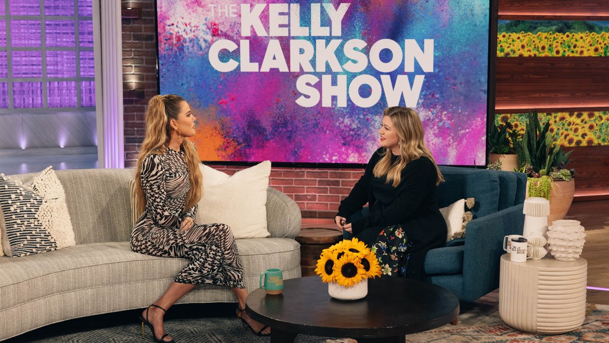 Kelly Clarkson’s Show Renewed for 2 More Seasons – NBC Chicago