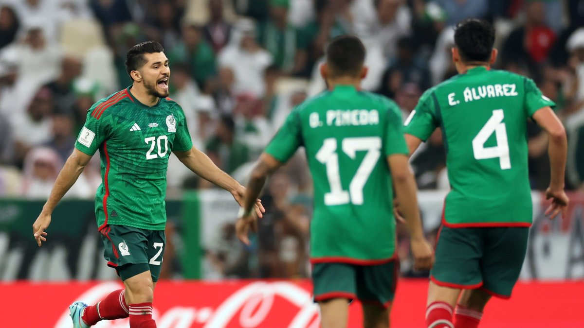 Henry Martín, Luis Chávez End Mexico's Goal Drought Vs. Saudi Arabia
