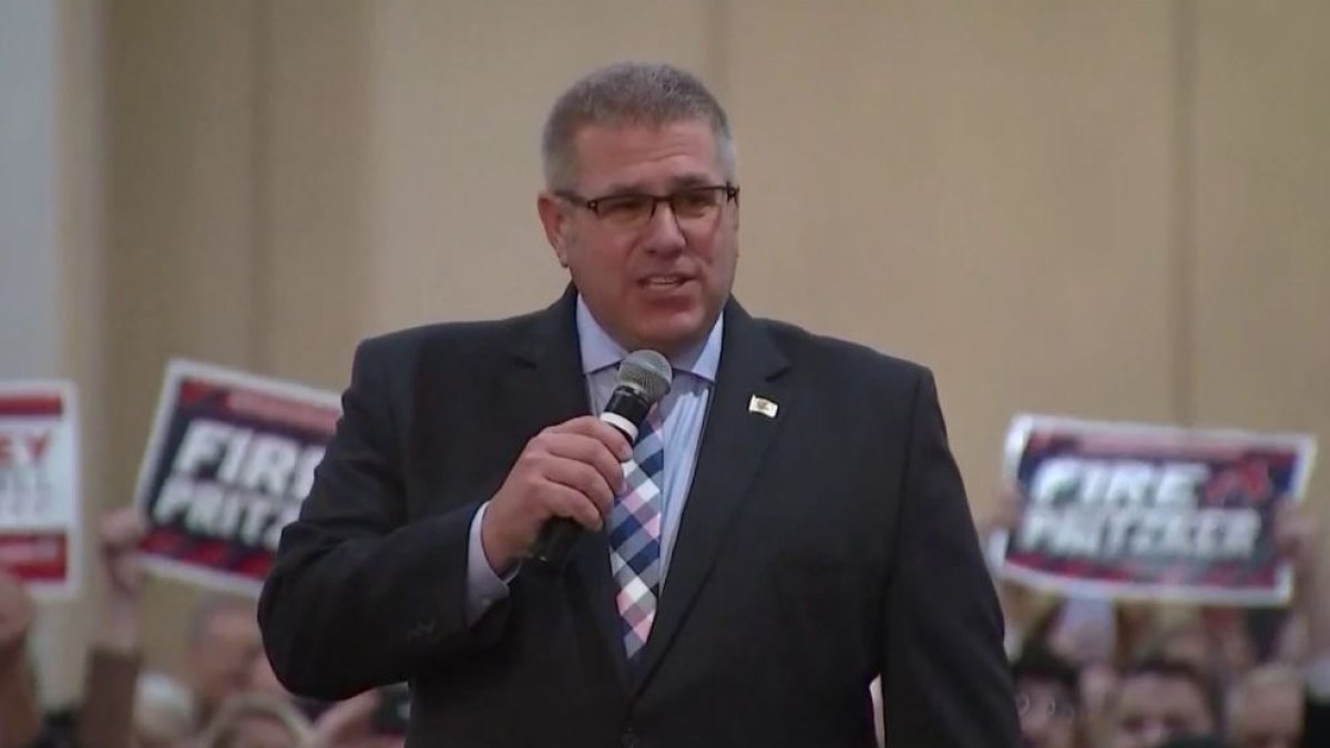 Illinois gubernatorial candidate Darren Bailey opens up about loss and tragedy, and his decision to keep campaigning for governor.