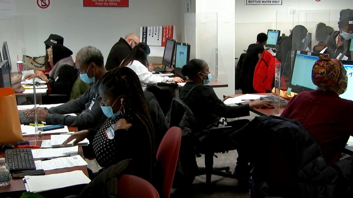 A Chicago Political Tradition is Underway as Candidates Scour Petitions for Potential Challenges - Vimarsana News