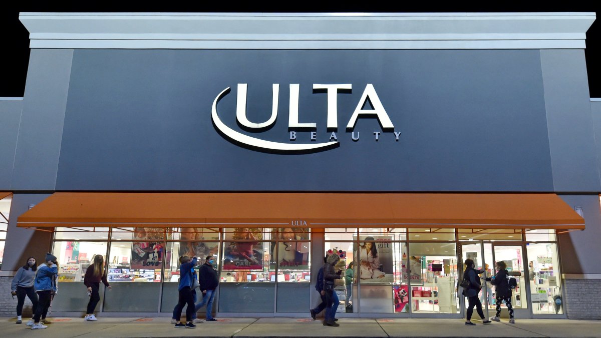 Ulta to start carrying Bath & Body Works products
