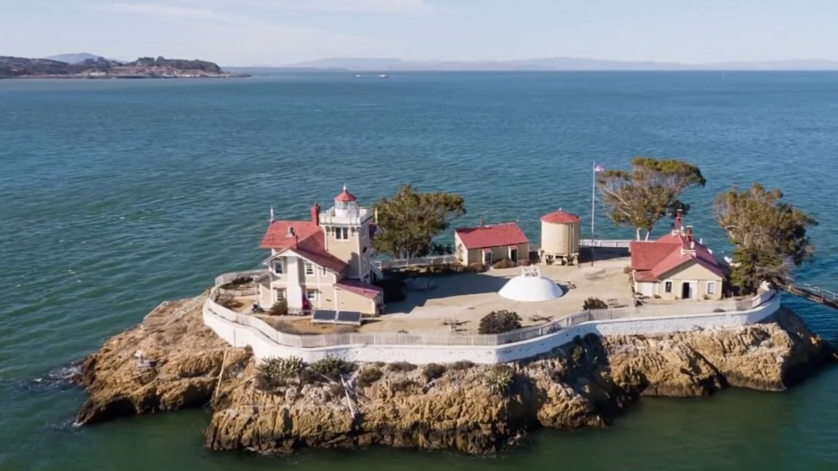 Here's Your Chance to Live on a Private Island With Views of San Francisco Bay – NBC Chicago - Vimarsana News