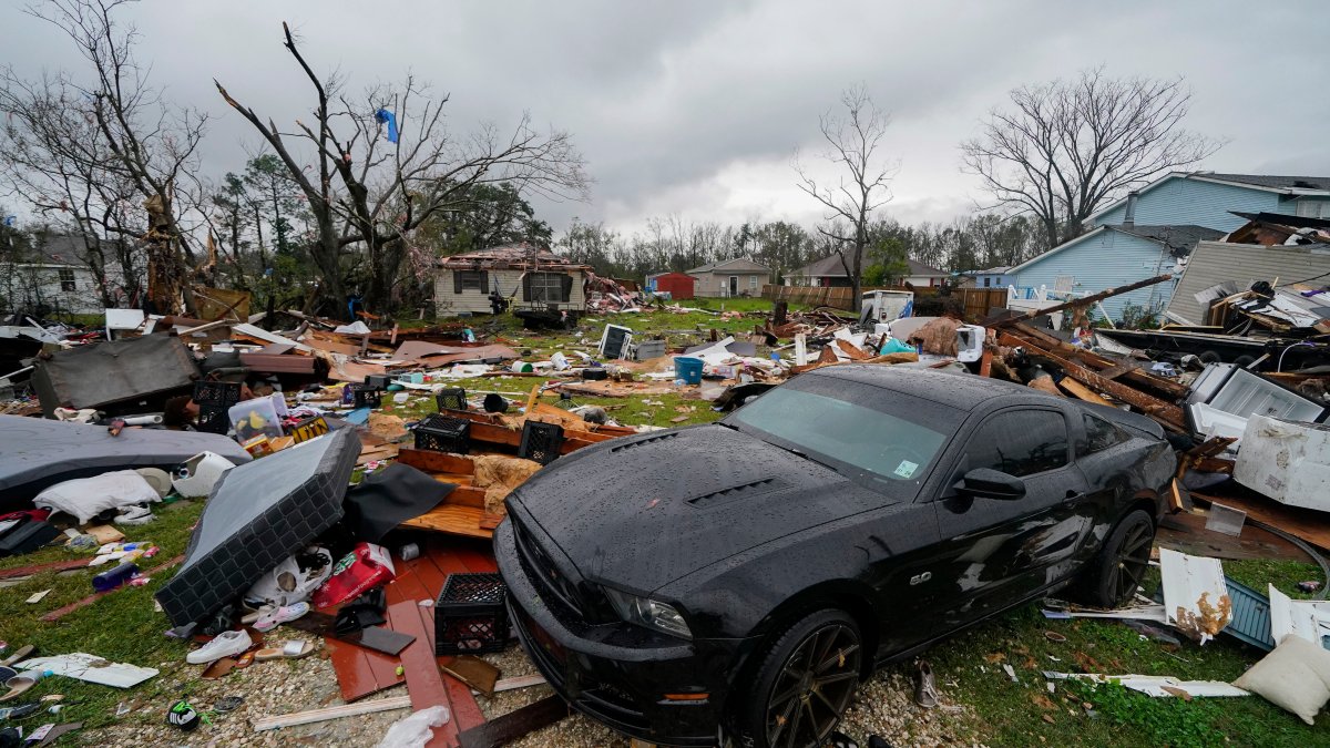 Powerful Winter Storm Leaves at Least 3 Dead in Louisiana – NBC Chicago - Vimarsana News