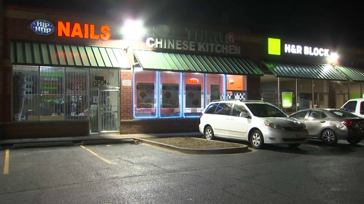 2 Shot Inside Chinese Restaurant in Chatham, Chicago Police Say NBC