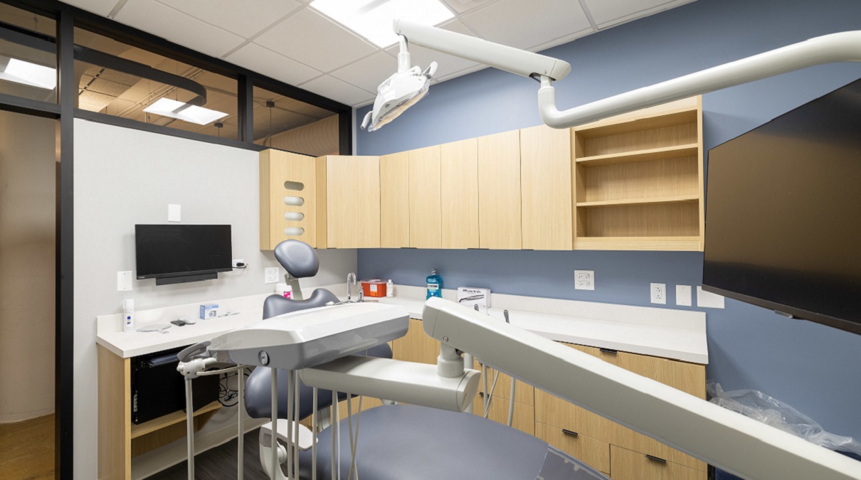 Hold-Up With State Rules Prevents Free Dental Clinic From Expanding