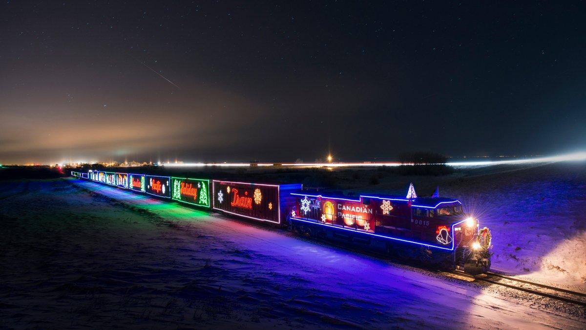 Canadian Pacific's holiday train is returning to the Chicago area ahead of  winter – NBC Chicago