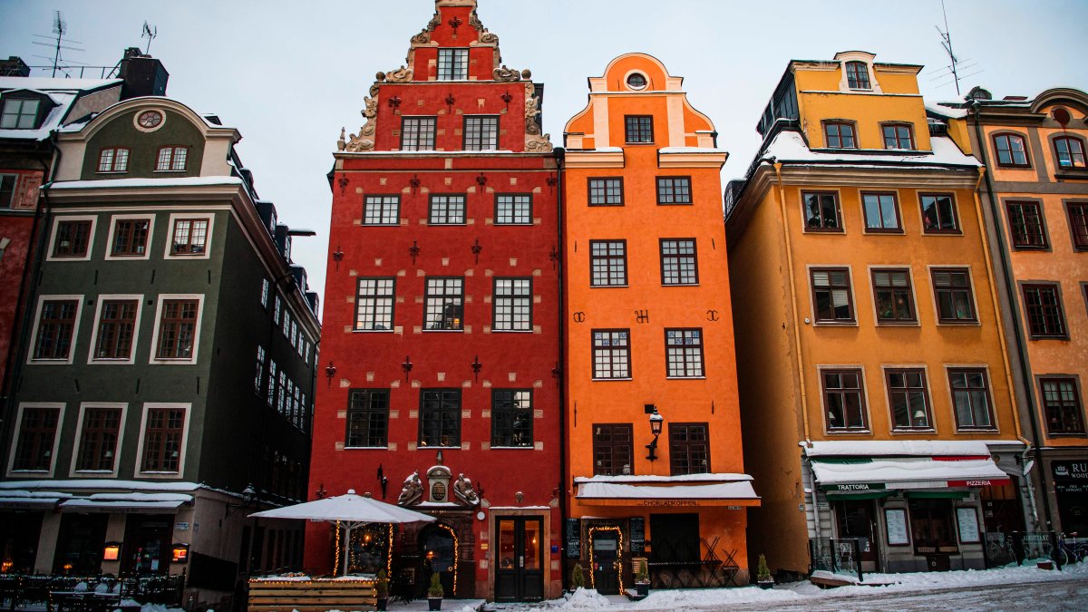 Sweden Is Facing Its 'Day of Reckoning' as House Prices Plummet – NBC Chicago - Vimarsana News