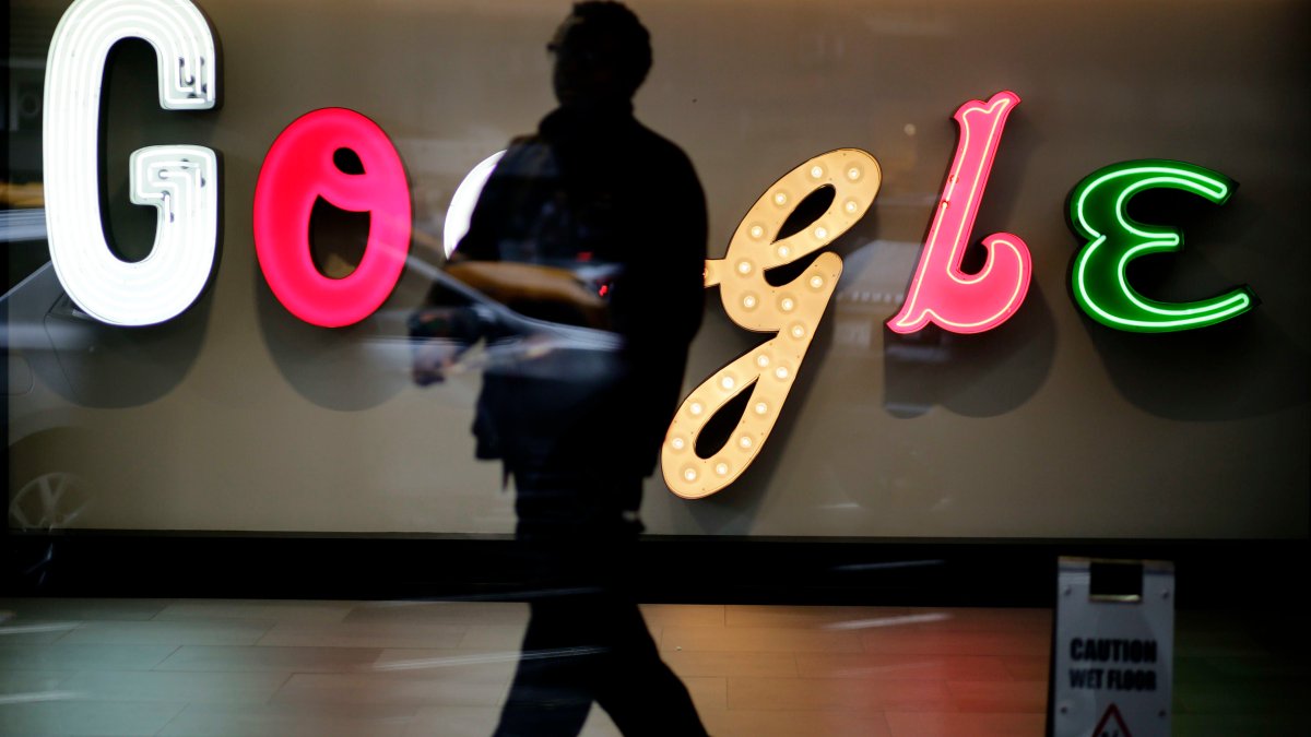 Google Is Asking Employees to Test Potential ChatGPT Competitors, Including a Chatbot Called 'Apprentice Bard' – NBC Chicago - Vimarsana News