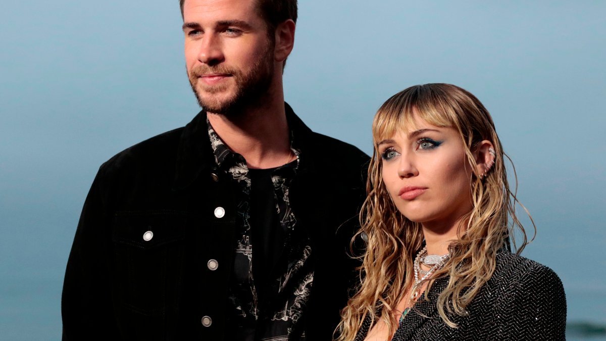 Miley Cyrus Fans Find Liam Hemsworth Easter Eggs in 'Flowers' – NBC Chicago - Vimarsana News