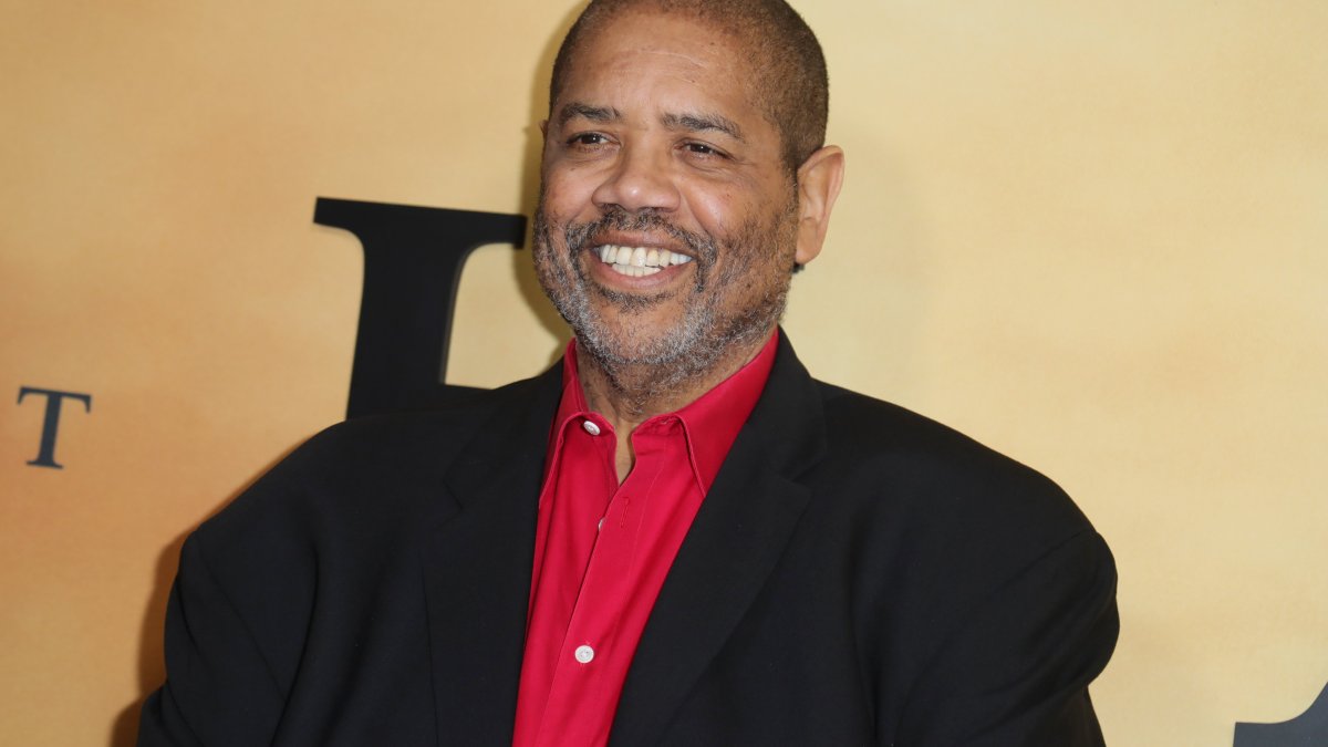 Gregory Allen Howard Who Wrote ‘Remember the Titans' Dies