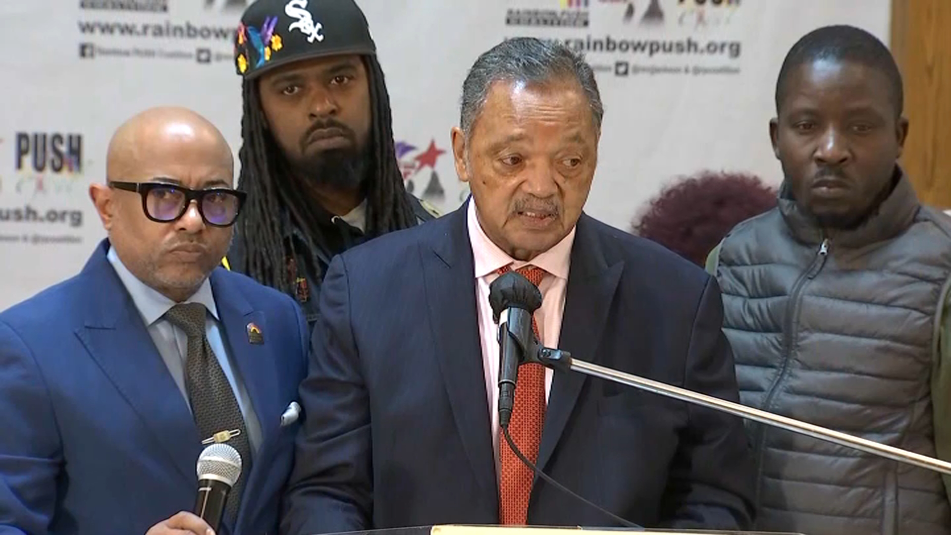 Chicago Civil Rights Leaders Demand Police Accountability Following ...