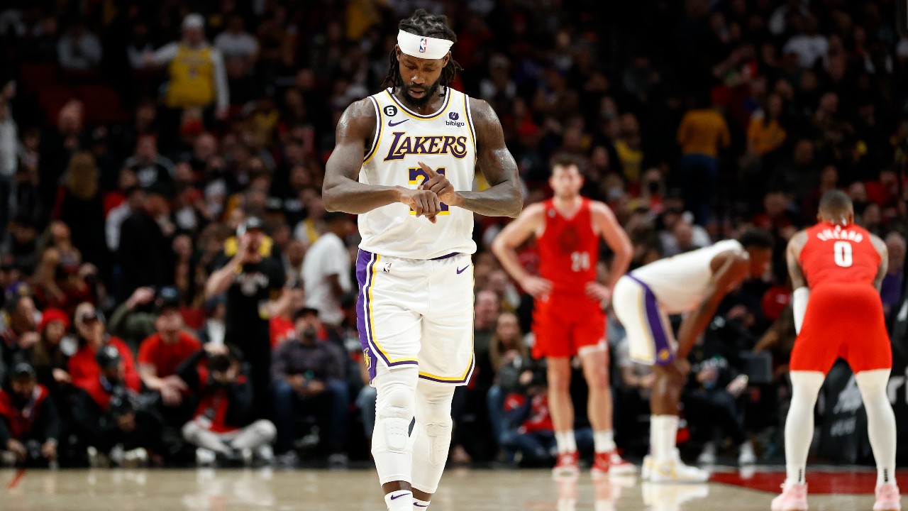 Damian Lillard Calls Patrick Beverley ‘Con Man' After Lakers' Win Over ...