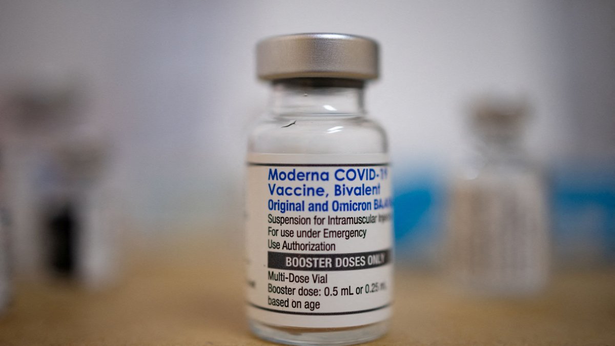 A rare heart risk warning must now come on COVID vaccines despite CDCs previous findings