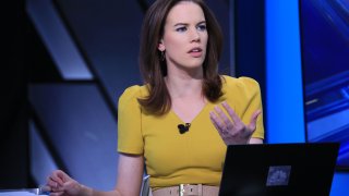 Kelly Evans