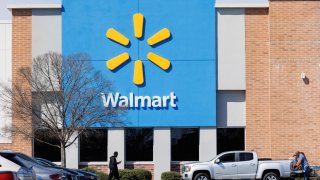 Here’s How Much Money You’d Have If You Invested $1,000 in Walmart 10 Years Ago