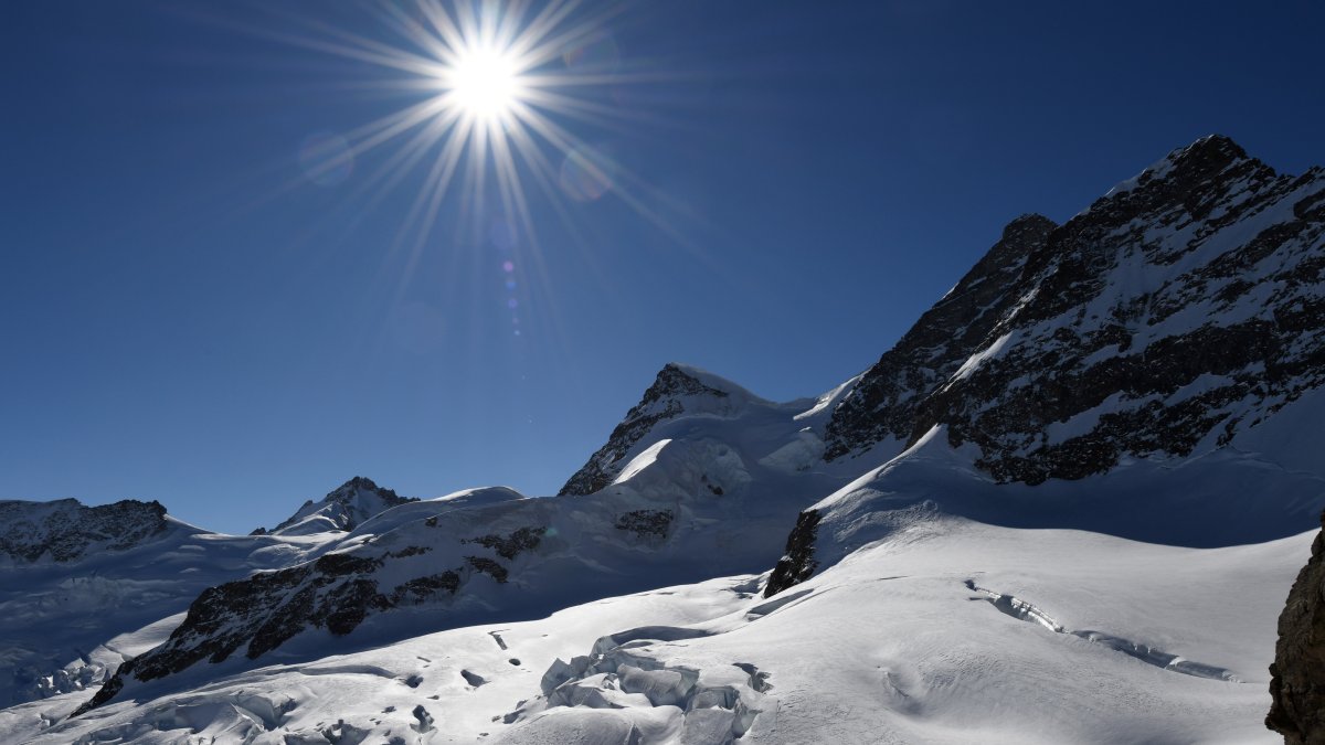 Swiss bill to protect glaciers from warming projected to win – NBC Chicago