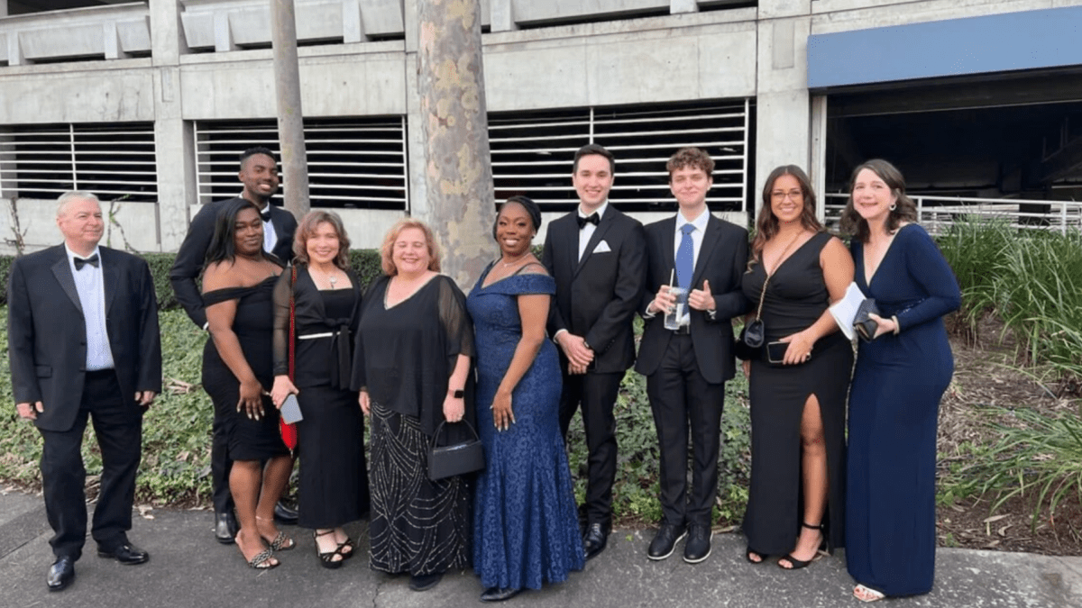 Seat Fillers Share Their 'Surreal' Experiences at the 2023 Grammys – NBC Chicago - Vimarsana News