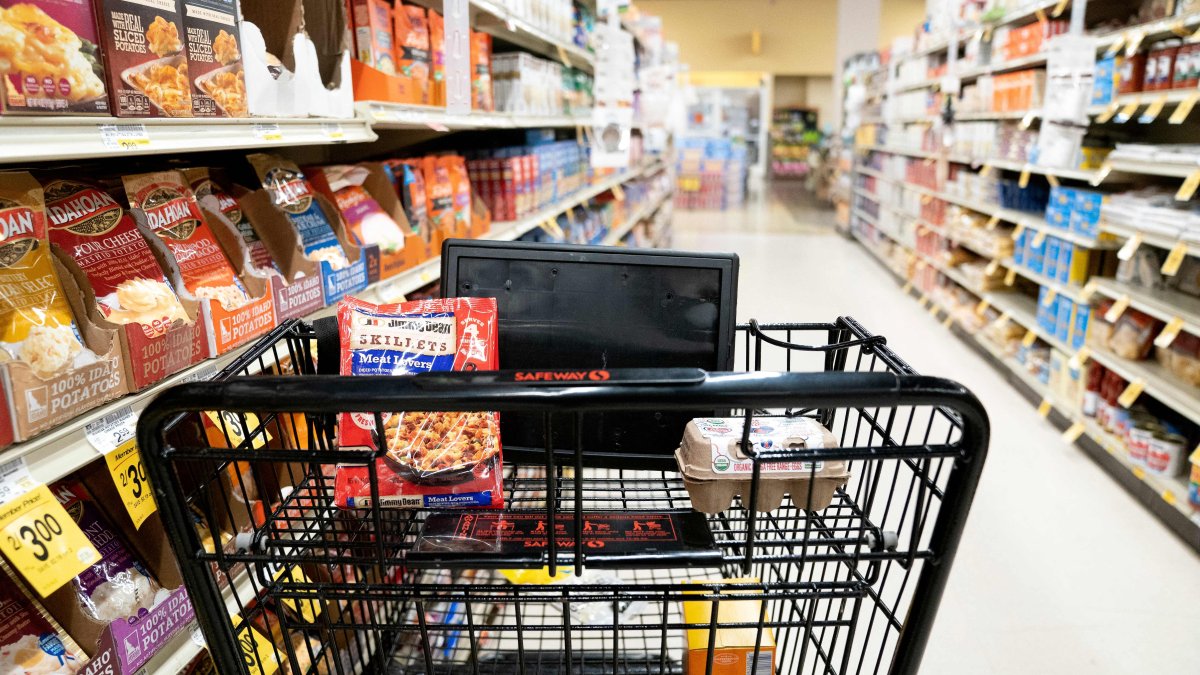 Dark chocolate almonds sold at Meijer recalled due to possible ‘life-threatening allergic reaction