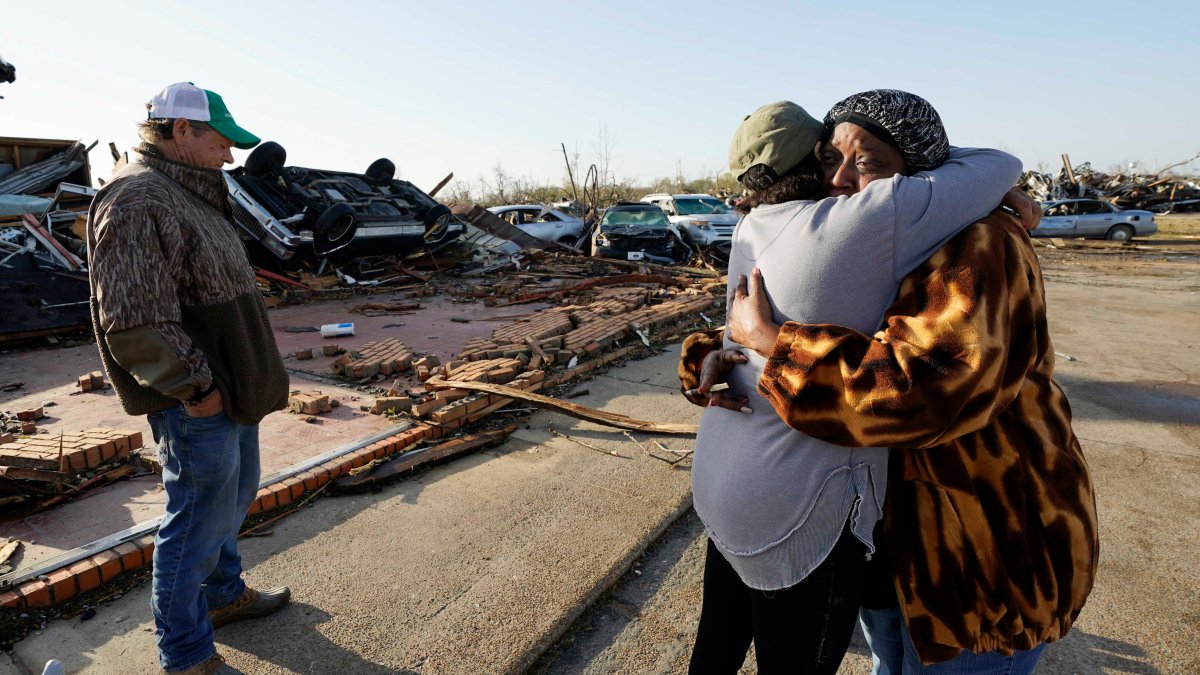 Federal Aid Coming to Mississippi Following Deadly Tornado – NBC Chicago