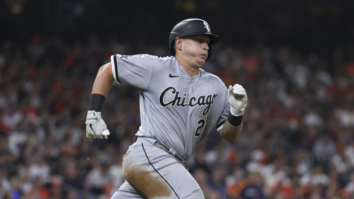 Andrew Vaughn’s Double Lifts White Sox Over Astros 3-2 in Opener – NBC ...