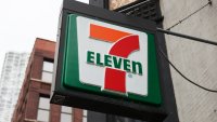 Chicago Police Issue Warning After Multiple 7-11 Stores Robbed on North, West Sides