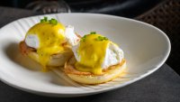 Where's Illinois' Best Eggs Benedict? Not in Chicago, Yelp List Says