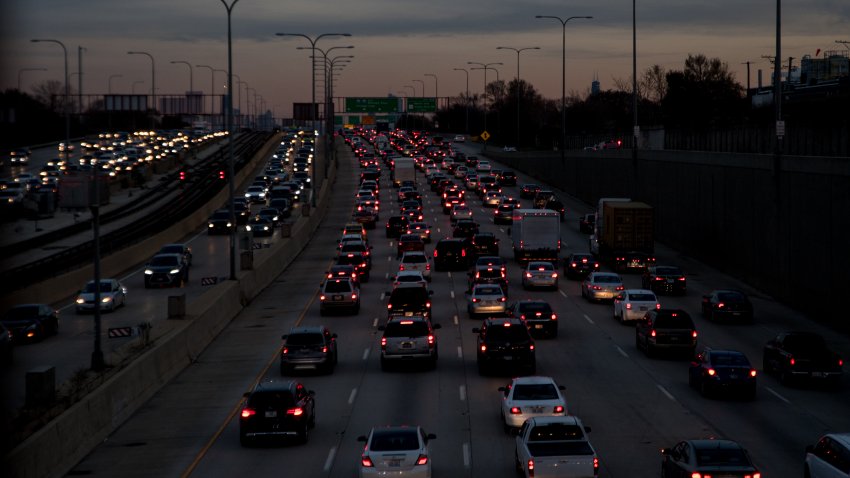 Masses of vehicles move slowly on the Montrose Ave overpass at the 1-90 Kennedy Expressway and the I-94 Edens Split the day before Thanksgiving on November 22, 2017 in Chicago, Illinois.  (Photo by Patrick Gorski/NurPhoto via Getty Images)