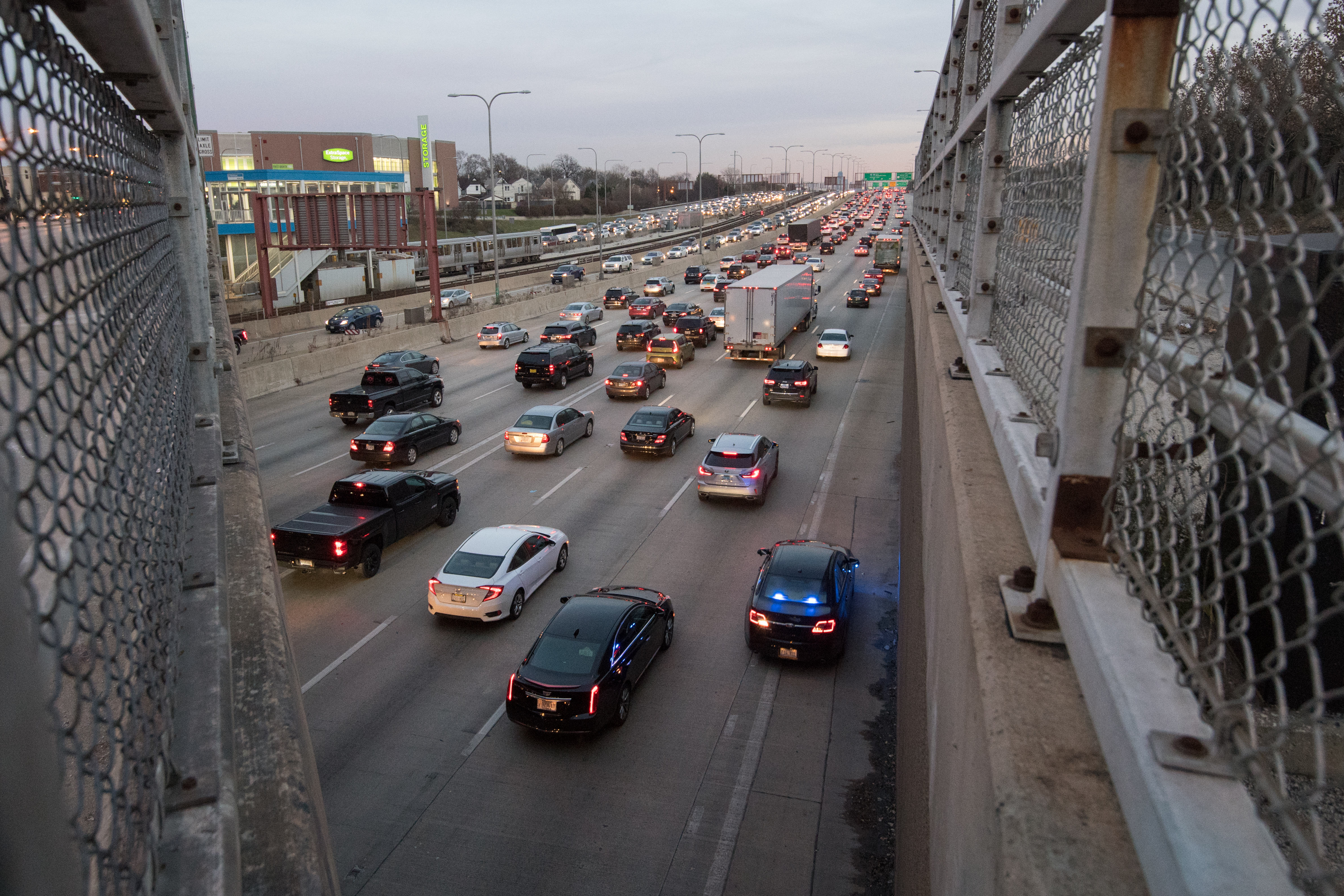 DuSable Lake Shore Drive lane closures, construction to take place through Memorial Day
