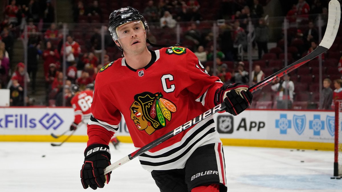 Podcast: Will Jonathan Toews Make a Comeback Before the Season Ends