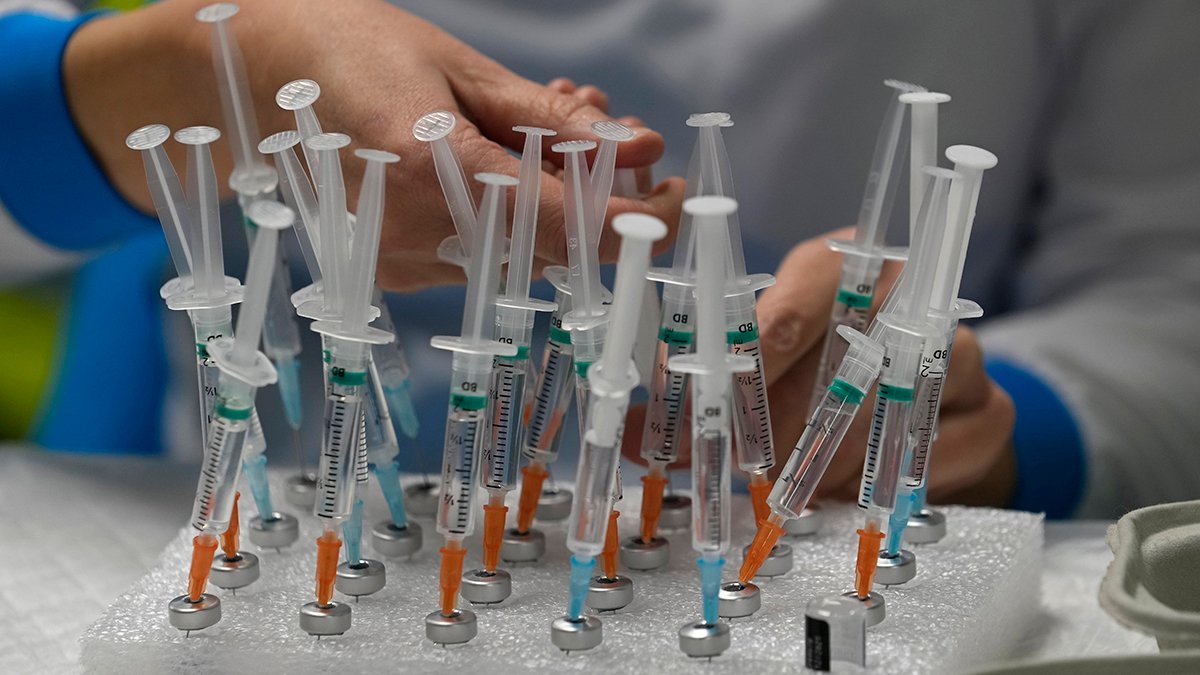 Nurse Faces Legal Action for 'Faking' Spanish Kids' Vaccines – NBC Chicago - Vimarsana News