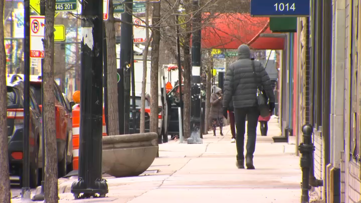 Chicago Police Warn Of 9 Armed Robberies In 3 Days Including 3 In Lake