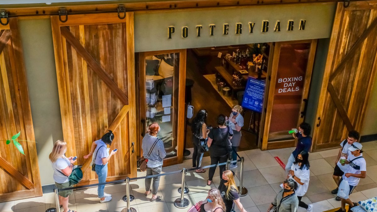 Pottery Barn Outlet Celebrates New Arlington Location - City of