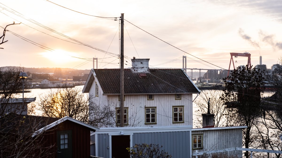 Sweden's Tumbling House Prices Are 'Only Halfway to the Bottom,' With Investors Urged to Beware a 'False Dawn' – NBC Chicago - Vimarsana News