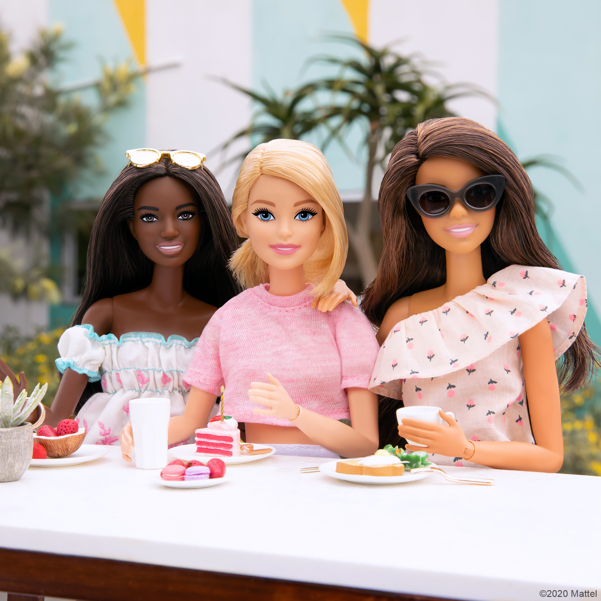 A ‘Malibu Barbie' Pop-Up Café Is Coming to Chicago This Summer