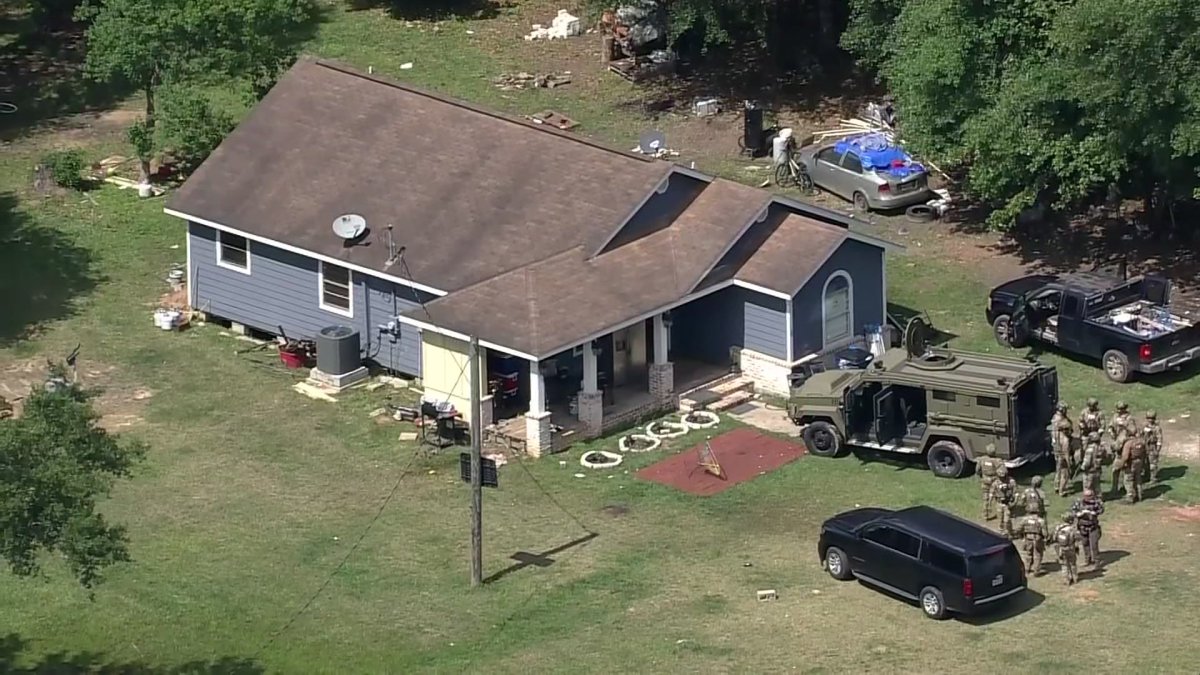 Texas Mass Shooting Suspect ‘Could Be Anywhere’ Sheriff Says – NBC Chicago