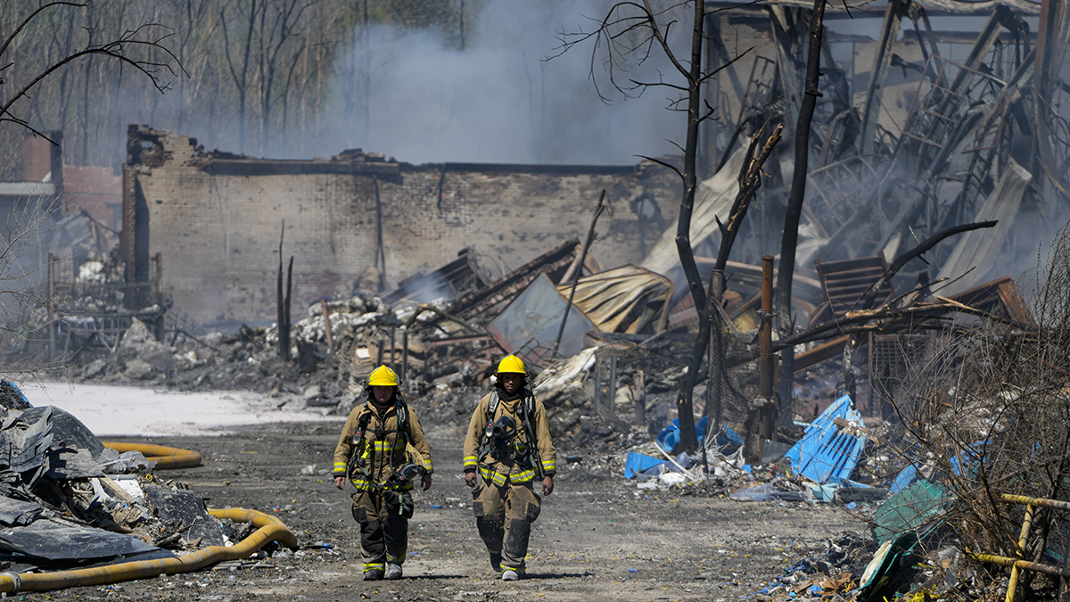 Plastics Fire Burns in Indiana, Forcing Hundreds From Their Homes