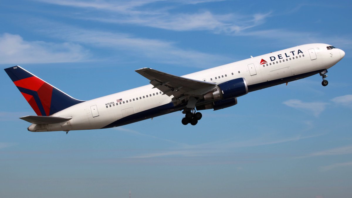 Delta Air Lines Sued Over Carbon Neutral Claims – NBC Chicago - Vimarsana News