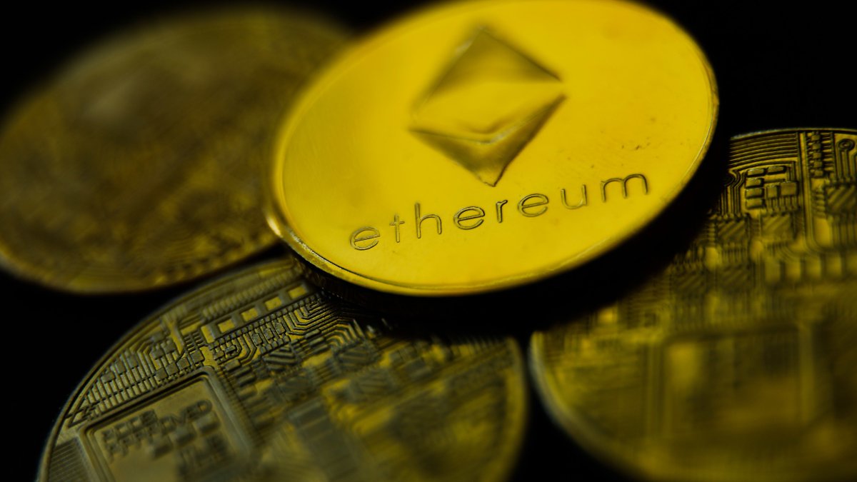 Ether Rallies More Than 6% as Meme Mania Tries to Reenter the Crypto Market - Vimarsana News