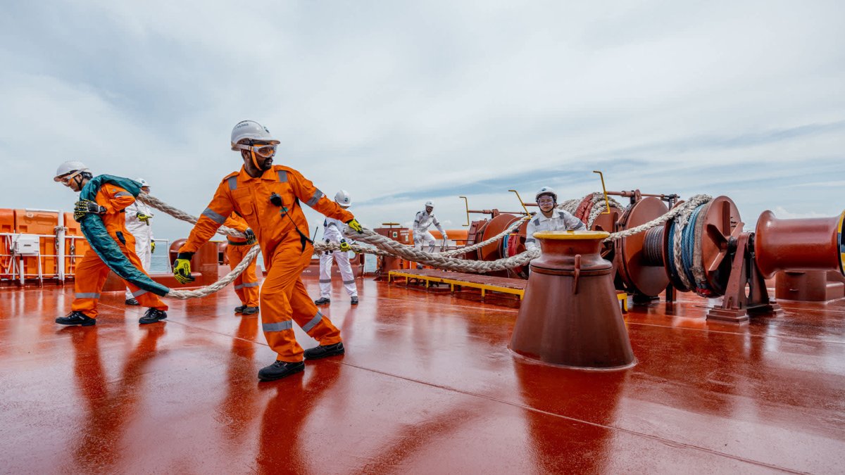 PlayStation, Treasure Hunts and Natural Wonders: What Life Is Like Onboard a Giant Oil Tanker - Vimarsana News
