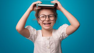Parents Who Raise Highly Resilient Kids Teach This No. 1 Skill, Says Neuropsychologist
