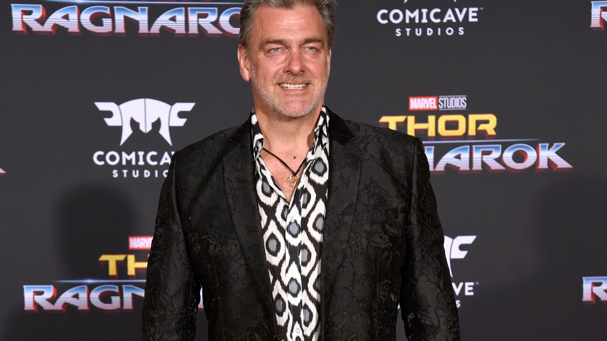 Ray Stevenson, of 'Rome' and 'Thor' Movies, Dies at 58 – NBC Chicago - Vimarsana News