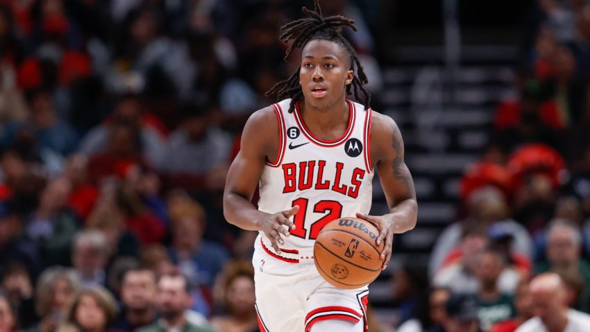 Ayo Dosunmu - Chicago Bulls - Game-Worn Statement Edition Jersey - 2022 NBA  Playoffs