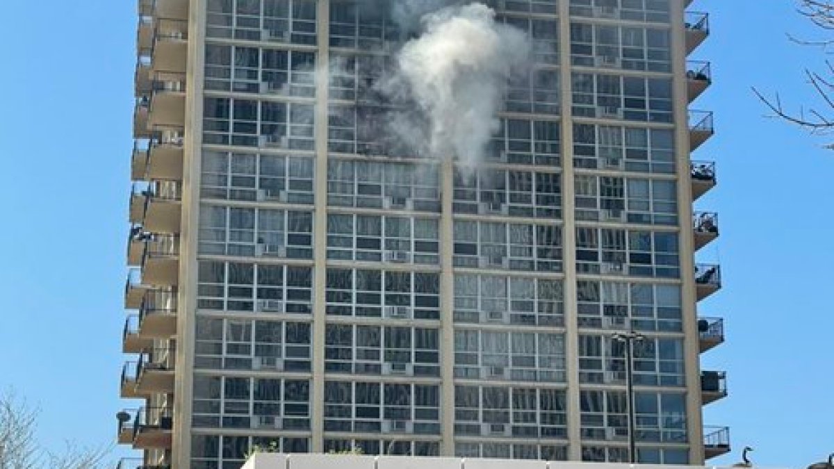 Chicago fire at South Shore high rise that injured 7, including